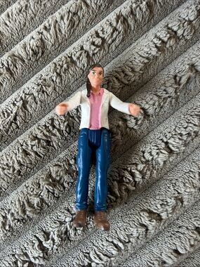 Schleich vet Handheld Figurine in White Jacket and Blue Pants